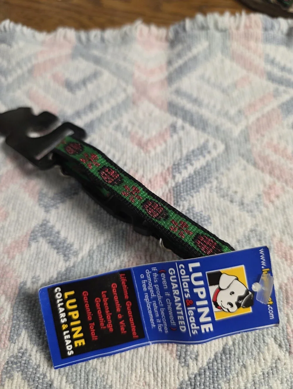 Lupine adjustable dog